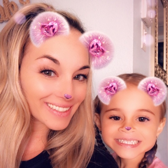 Meet your Posher, Diana - Picture 1 of 1